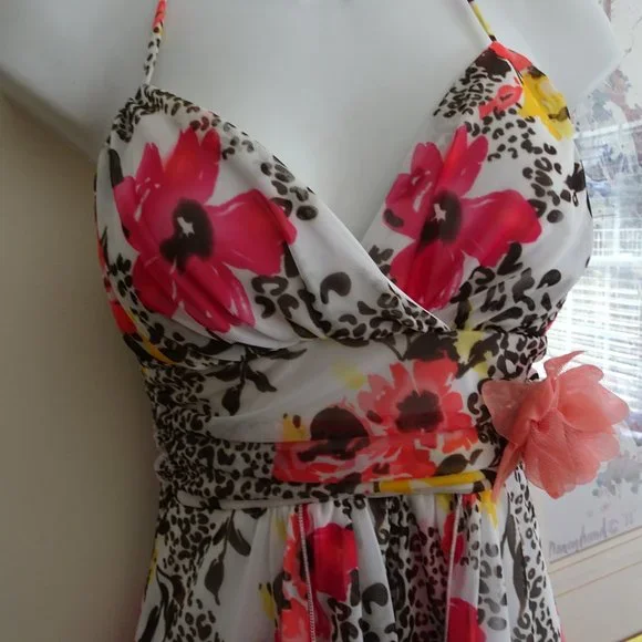 Ladies Size XS Spring/Summer Print Sundress NEW - Picture 3 of 10